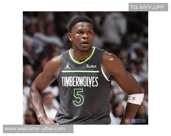 爱德华兹复出首战表现平平13投5中仅得15分正负值惨淡25